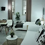 Isa *